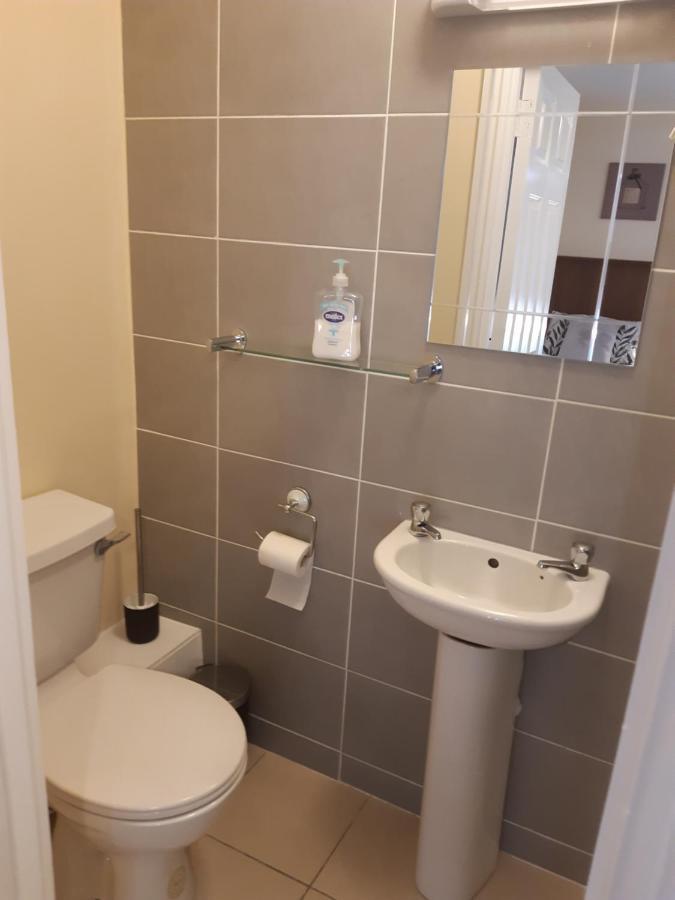 24 Beds In Carrick On Shannon מראה חיצוני תמונה